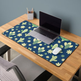 Desert Cactus & Succulent Pattern デスクマット