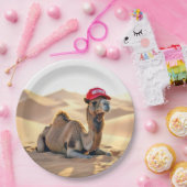 Desert Camel Wearing a Red Retired Cap ペーパープレート (パーティー)
