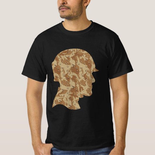 Desert Camouflage Soldier with Helmet Tシャツ (正面)