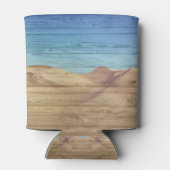 Desert Sand Dunes Beautiful Blue Sky On Wood Grain 缶クーラー (裏面)