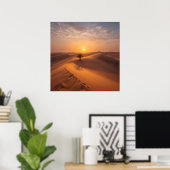 Desert Solitude – Golden Dunes at Sunset Fine Art  ポスター (ホームオフィス)