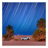 Desert Star Trails: Palm Trees & Pickup Truck Nigh ポスター (正面)