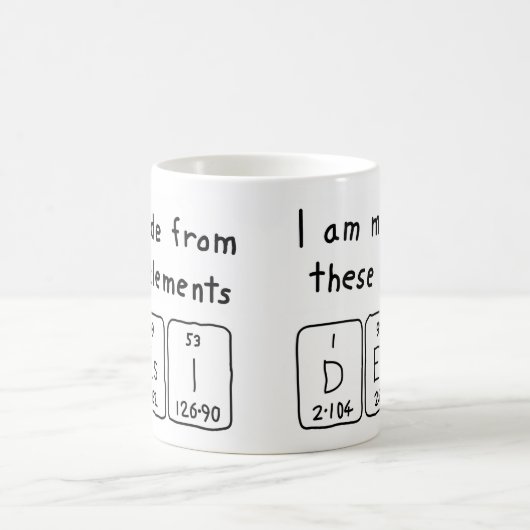 Desiの周期表の名前のマグ コーヒーマグカップ (中央)