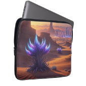 Desierto místico con ciudad futurista ラップトップスリーブ (正面右)