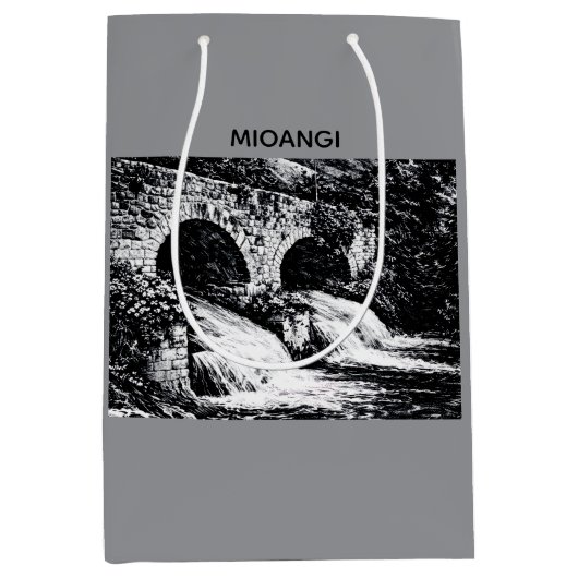 Design elegante e raffinato ミディアムペーパーバッグ (正面)