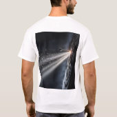 Design fléchette lumière focus et impact doré tシャツ (裏面)