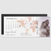Destination World Map Calendarハートの写真結婚 マグネット招待状 (正面/裏面)