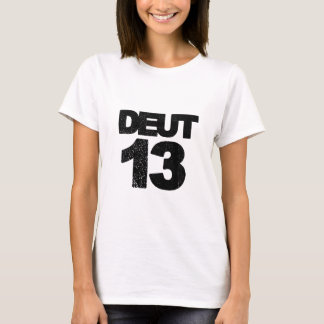 DEUT13スタイルの Tシャツ