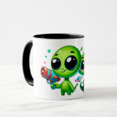 Deux aliens mignons avec des pistolets. マグカップ (正面左)