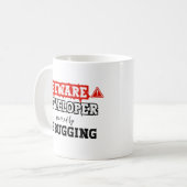 Developer Powered By Debugging | Programming コーヒーマグカップ (正面左)