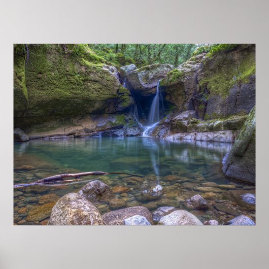 Devil's Punchbowl Waterfall ポスター (正面)