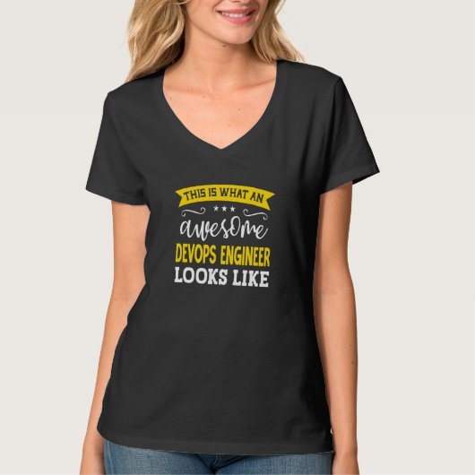 Devopsエンジニアの職種従業員労働者Devops E Tシャツ (正面)