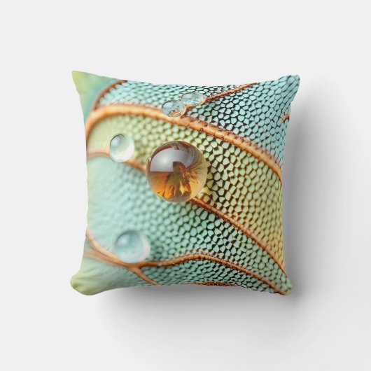 Dewlit Wing Patterns クッション (正面)