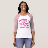 DFWの鶏の貿易業者かピンクのグラフィック Tシャツ (正面フル)