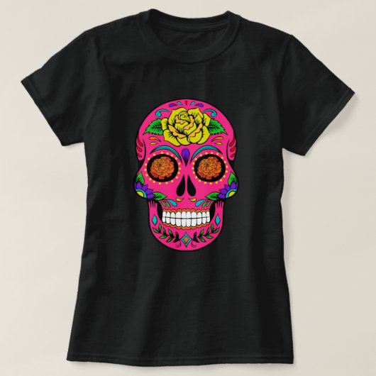 Dia de los Muertos Pinkの砂糖のスカルのマリーゴールドは注目します Tシャツ (デザイン正面)