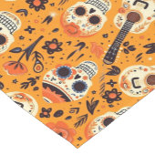 Dia de Muertos、ギター、砂糖スカルオレンジ ショートテーブルランナー (コーナー)