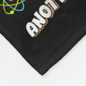 Diag Lab Week 2025のミステリーマシンMed L フリースブランケット (角)