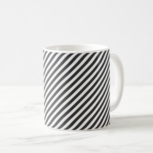 Diagonal black and white stripes  pattern コーヒーマグカップ (正面右)