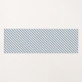 Diagonal blue and white stripes pattern ヨガマット (正面(横))