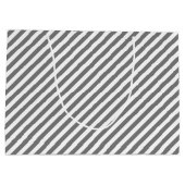 Diagonal gray and white stripes pattern ラージペーパーバッグ (裏面)