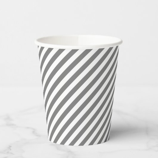 Diagonal gray and white stripes pattern 紙コップ (左)