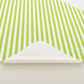 Diagonal lime green and white stripes pattern シェルパブランケット (3/4)