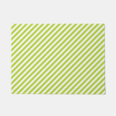 Diagonal lime green and white stripes pattern ドアマット (正面)