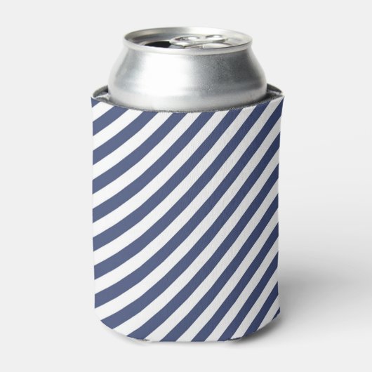 Diagonal navy blue and white stripes pattern 缶クーラー (缶正面)
