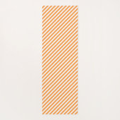 Diagonal orange and white stripes pattern ヨガマット (裏面)