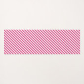 Diagonal pink and white stripes pattern ヨガマット (裏面(横))
