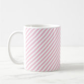 Diagonal white and pink stripes pattern コーヒーマグカップ (左)