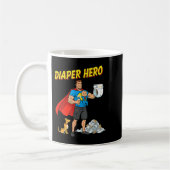Diaper Hero Funny Cartoon Dad Design For New Fathe コーヒーマグカップ (左)