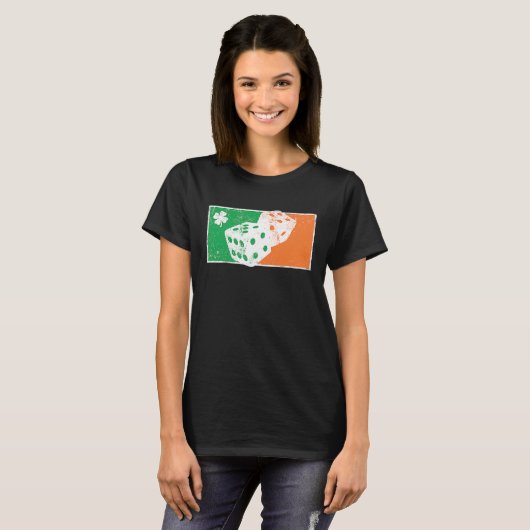 Dice Game St Patrick's Day Irish Flag C Distressed Tシャツ (正面フル)