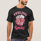 Dice Hearts Feeling Lucky Retro Groovy Valentines  Tシャツ (正面)