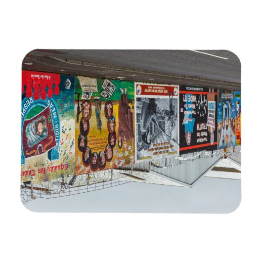 Die Graffiti in Belfast Irland マグネット (横)