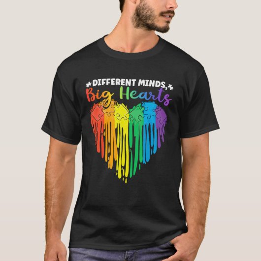 Different Minds Big Hearts Puzzle Piece Autism Awa Tシャツ (正面)