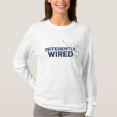 Differently Wired – Autism Awareness Month Blue  Tシャツ (正面)