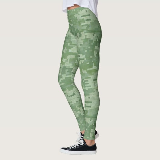 Digital Bamboo Camo レギンス (左)