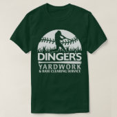 DINGERS YARDWORK BASE CLEARING SERVICE おもしろい SOFTB Tシャツ (デザイン正面)