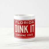 Dink It Pickleball Fan | Retro FL License Plate コーヒーマグカップ (中央)