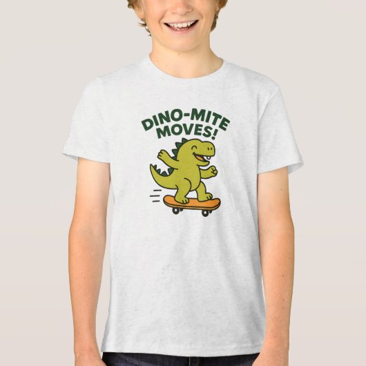 Dino-Mite Moves Cool Skateboarding Dinosaur トライブレンドTシャツ (正面)