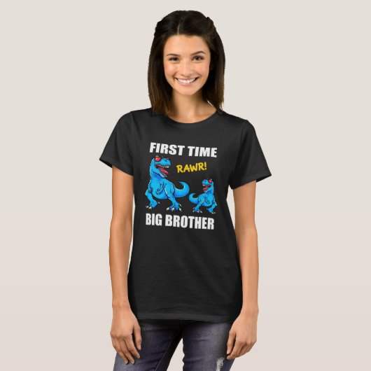 Dinosaur Big Bro  Baby Announcement First Time Bro Tシャツ (正面フル)