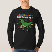 Dinosaur Dino Autism Child Awareness Choose Kindne Tシャツ (正面)