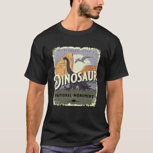 Dinosaur National Monument Colorado Utah Vacation  Tシャツ (正面)