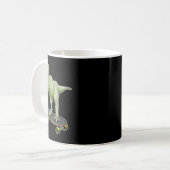 Dinosaur Skateboarding T-rex Dino Dinosaur  コーヒーマグカップ (正面左)