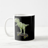 Dinosaur Skateboarding T-rex Dino Dinosaur  コーヒーマグカップ (左)