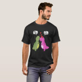 Dinosaur T Rex Couple Hug Me Funny Valentines Day  Tシャツ (正面フル)