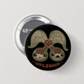 Diplozoonのparadoxum 缶バッジ (正面&裏面)