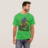 Dirt Bike Rider in Action Tシャツ (正面フル)
