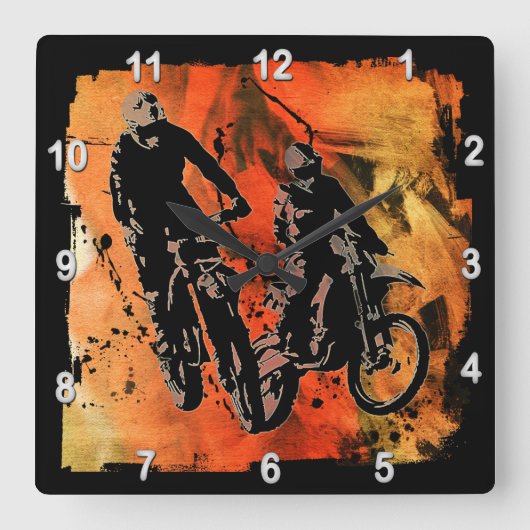 Dirtbikerのデュオの赤いおよびオレンジグランジ スクエア壁時計 (正面)